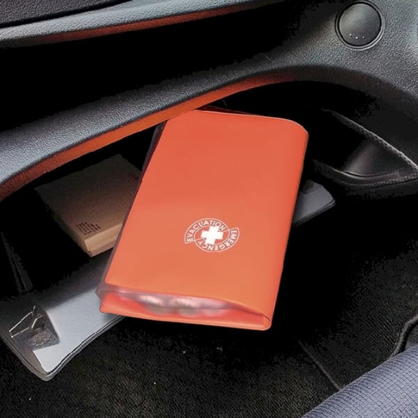 車載避難キット8点セット◆の商品画像2枚目