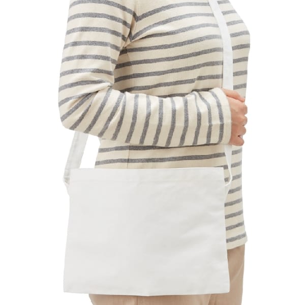 【アウトレット】ポリキャンバスサコッシュ：ネイビーの商品画像2枚目