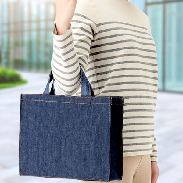 【アウトレット】デニムライクカレッジトート　ワイド：ベージュの商品画像2枚目