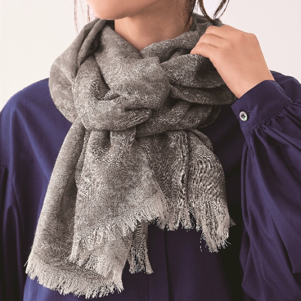 シュペール　ストールの商品画像2枚目