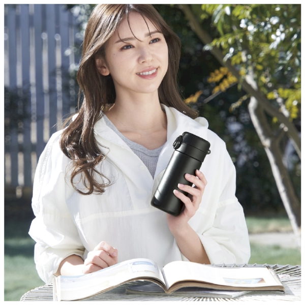 ワンプッシュ真空ステンレスボトル320ml1本(ブラック)の商品画像2枚目