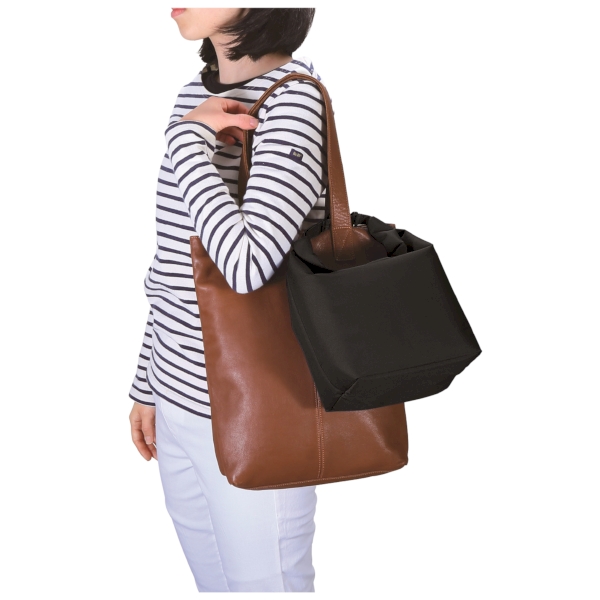 サーモス・保冷ロールトップバッグ5(ブラック)RFKの商品画像2枚目