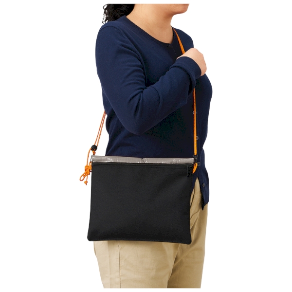 防災緊急10点セット　シートインサコッシュタイプ：ブラックの商品画像5枚目