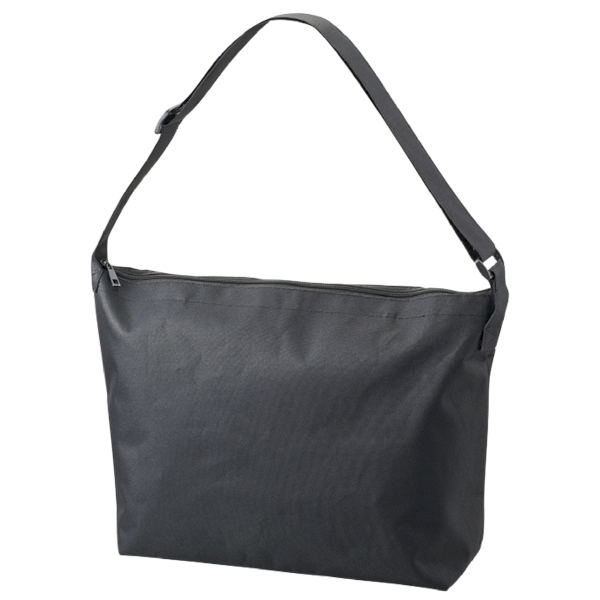 アジャスター付ファスナーショルダーバッグ：インクブラックの商品画像9枚目