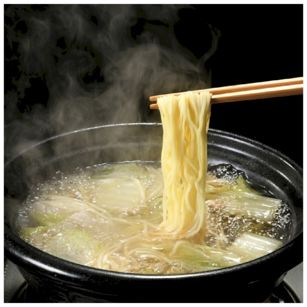 鍋〆にあう中華麺　とんこつ醤油スープ2袋付の商品画像4枚目