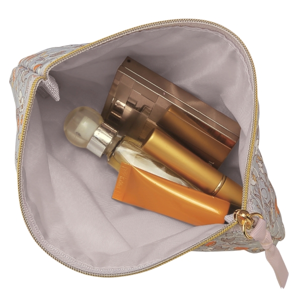 フィオリート・キルティングスリムポーチの商品画像2枚目