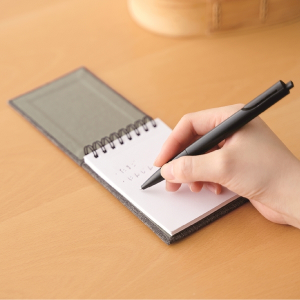 リサイクルPET生地使用リングメモ帳の商品画像2枚目