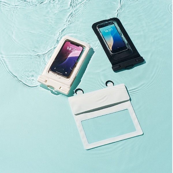 水に浮くモバイルウォータープルーフポーチ：ブラックの商品画像11枚目